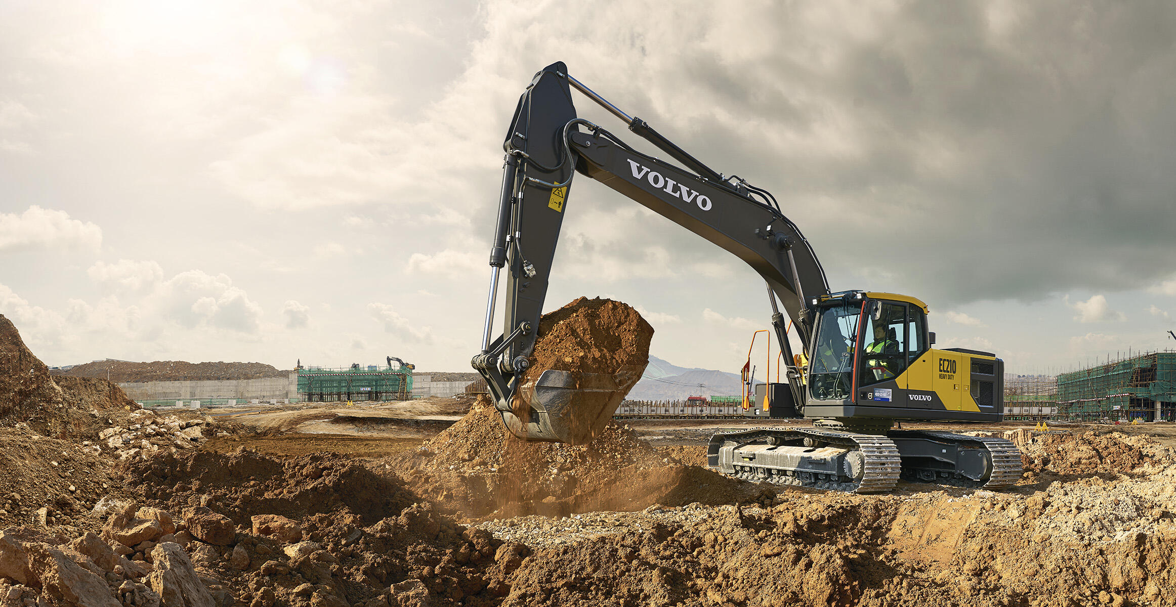 Volvo EC210 Excavator Main Pump Low Pressure Issue and Solution