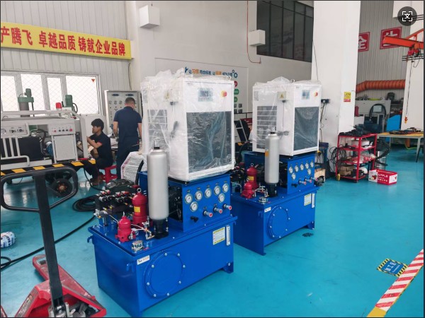 Custom Hydraulic Power Units Delivered in 7 Days: Our Rapid Custom Manufacturing Capability