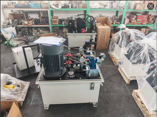 Custom Hydraulic Power Units Delivered in 7 Days: Our Rapid Custom Manufacturing Capability